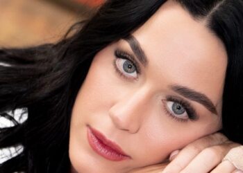 Katy Perry Releases New Single 'Bandaids'