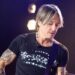 Keith Urban sings LGBTQ anthem in front of Donald Trump - Celebrity News - Entertainment