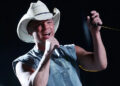 Kenny Chesney performing in 2009