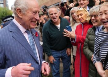 King Charles cracks joke about 'dropping dead' as he issues health update | Royal | News