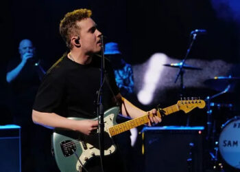 Sam Fender on 'Jimmy Kimmel Live!' (Disney/Randy Holmes)