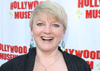 'Little House on the Prairie' stars reunite for anniversary