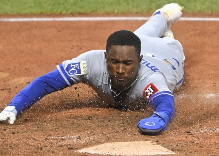 Looming roster battle could force Royals to make tough decision