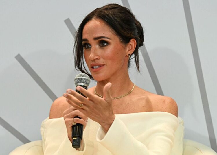 Meghan Markle 'grasping on' to royal past in new interview - Celebrity News - Entertainment