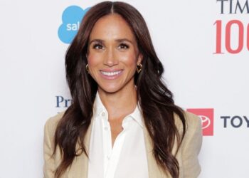 Meghan Markle issued dire warning ahead of shock Hollywood return | Royal | News