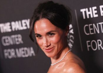 Meghan Markle's 'boundaries grew stronger' after royal fame - Celebrity News - Entertainment