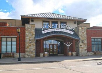 New dining/entertainment venue to open in former South Barrington Pinstripes location – Shaw Local
