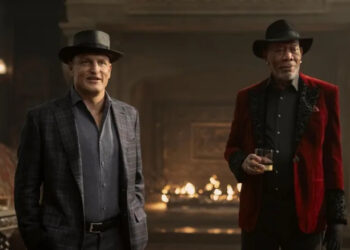 Merritt and Thaddeus in the mystery box house smiling at someone in Now You See Me: Now You Don't