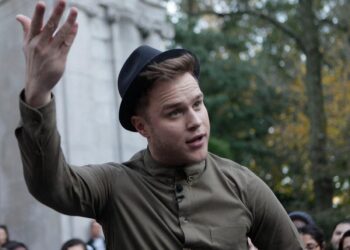 Olly Murs celebrates new album at SailGP Abu Dhabi