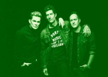 Orlando, hail your new Christmas music overlords: ’90s rock supergroup Ezra Ray Hart