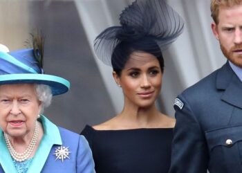 Prince Harry and Meghan Markle's swipe at Queen in blistering statement | Royal | News