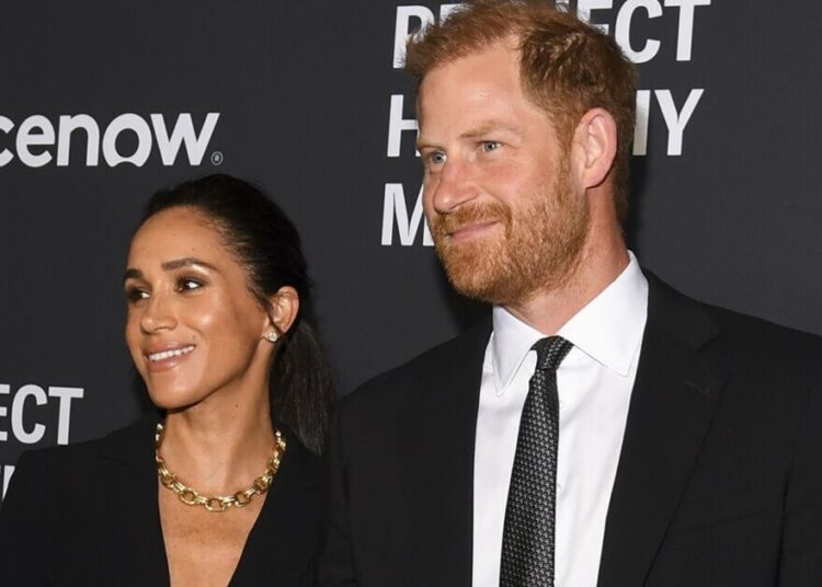 Prince Harry and Meghan issue major announcement as royals step out | Royal | News