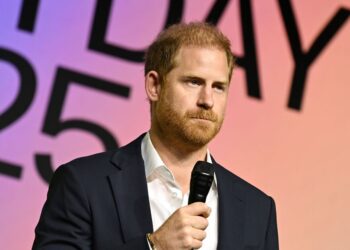Prince Harry's visa row re-ignites as Andrew asked to testify in US | Royal | News