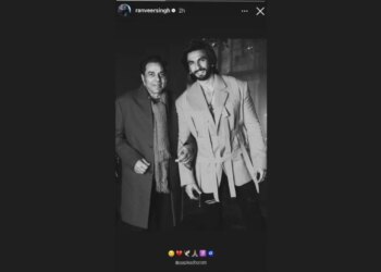 Dharmendra and Ranveer Singh have worked together in Rocky Aur Rani Kii Prem Kahaani. Photo: Ranveer Singh/ Instagram