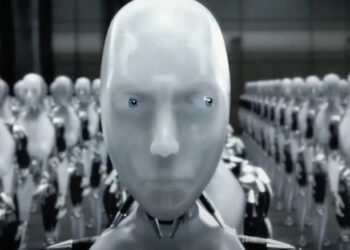 Sonny in a crowd of robots in I, Robot