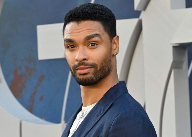 Regé-Jean Page strips down & flexes his six-pack in new film