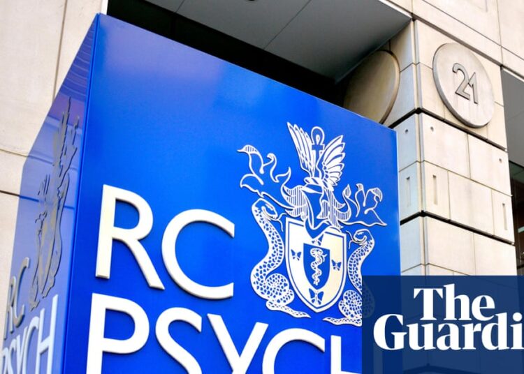 Royal College of Psychiatrists faces member backlash over Qatar partnership | Psychiatry