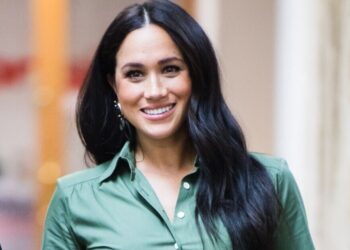 Royal Family LIVE: Meghan Markle mocked after latest Christmas announcement | Royal | News