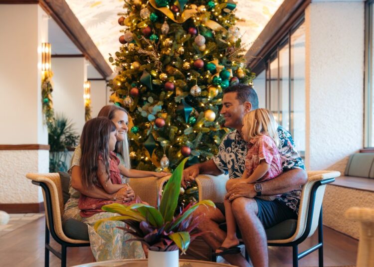 Royal Lahaina announces holiday dining, activities and entertainment : Maui Now