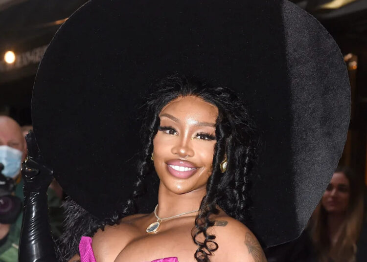 SZA seen during hotel departures for the Met Gala