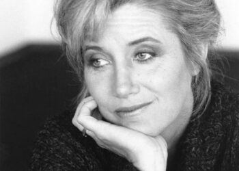 Sally Kirkland, Uninhibited Actress and Oscar Nominee for ‘Anna,’ Dies at 84