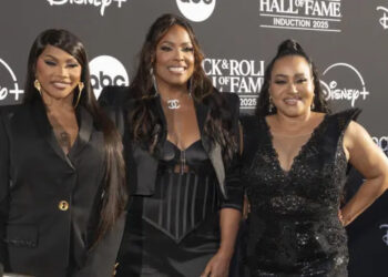 Salt-N-Pepa on the red carpet of the 2025 Rock & Roll Hall of Fame induction ceremony (Disney/Cristian Lopez)