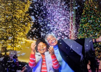 Six Flags Unveils Holiday Experiences at Parks and Resorts