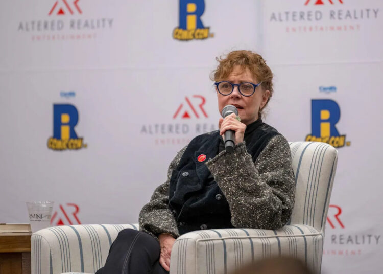Susan Sarandon talks "Thelma & Louise" at the 2025 Rhode Island Comic Con. Geena Davis wasn't at the panel  because her plane was canceled but arrived the day after.