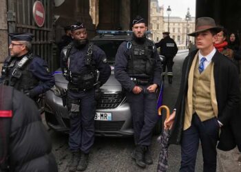 Teen behind the Louvre heist ‘Fedora Man’ photo embraces his mystery moment
