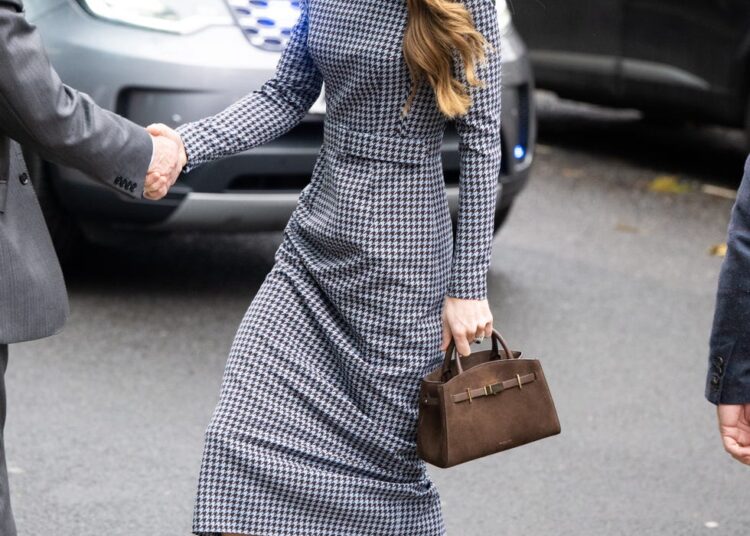 london, england november 27: catherine, princess of wales arrives to visit childrens mental health charity anna freud at anna freud centre on november 27, 2025 in london, england. (photo by samir hussein/wireimage)