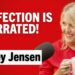 What Ashley Jensen Keeps in Her Biscuit Tin | Good Housekeeping UK - YouTube