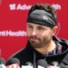 Toby Keith's daughter Krystal Keith singing in his honor at Steelers game