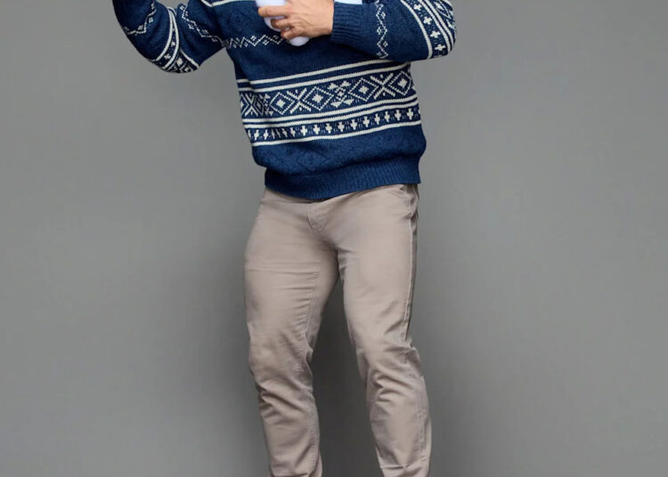 Former Green Bay Packers punter Jake Schum was one of 10 contestants on "Finding Mr. Christmas" on the Hallmark Channel. He was the first one sent home.