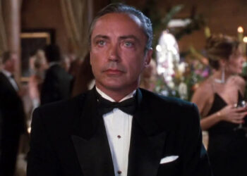 Warner Brothers Udo Kier in 'Ace Ventura: Pet Detective' (1994)