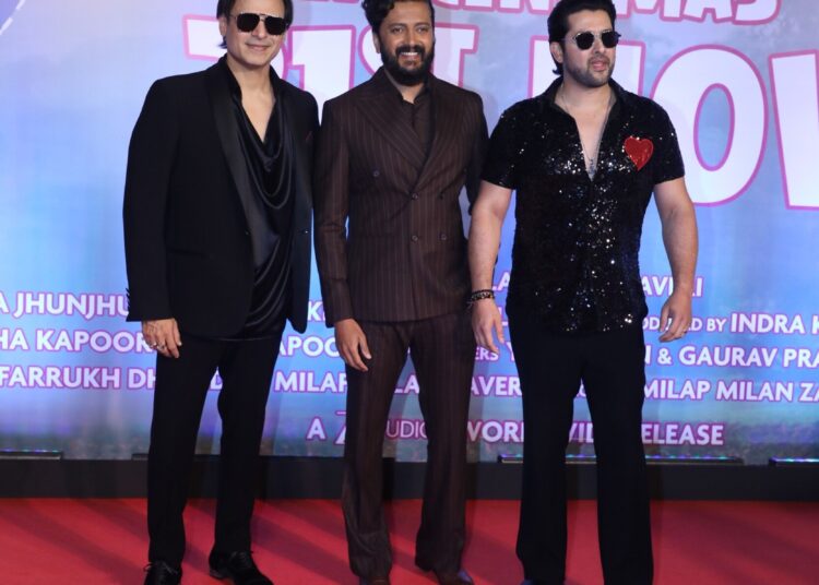 Vivek Oberoi, Aftab Shivdasani, Riteish Deshmukh, And Other Celebs Grace The Screening Of Movie Masti 4 - Gallery