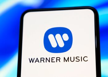 Warner Music is teaming up with Suno, the AI brand it sued last year