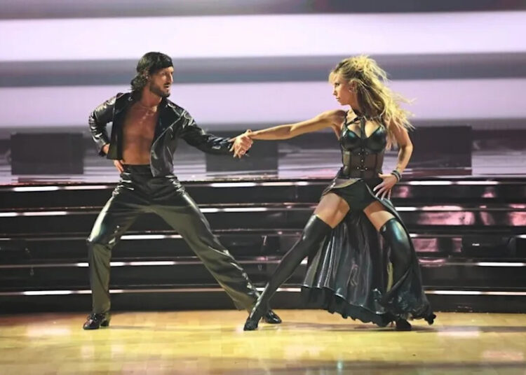 dwts-val-chmerkovskiy-alix-earle-disney