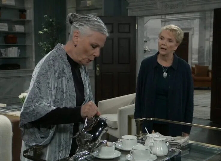 ‘GH’s Jane Elliot & Erika Slezak Shine as Tracy Apologizes to Remorseful Ronnie