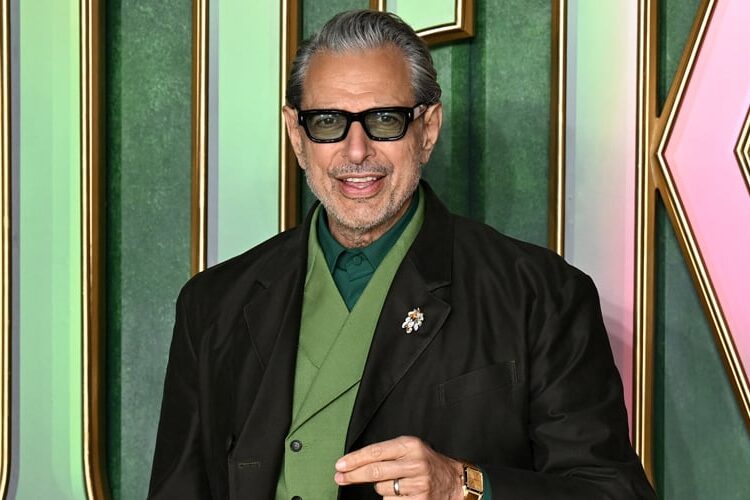 ‘Wicked: For Good’ Star Jeff Goldblum Became a Vegetarian After Playing the Wizard of Oz | Jeff Goldblum, Wicked, Wicked: For Good | Celebrity News and Gossip | Entertainment, Photos and Videos