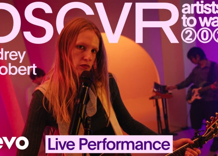 Audrey Hobert – Chateau | Vevo DSCVR Artists to Watch 2026