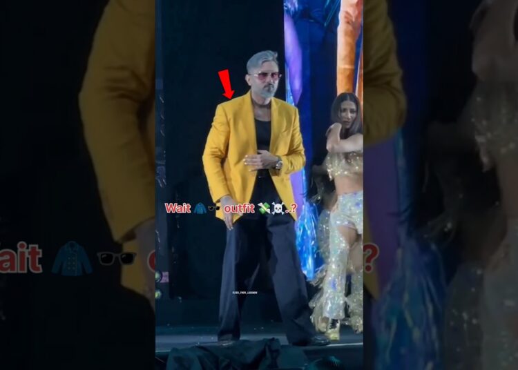 🌹Honey Singh ka latest outfit pure hip-hop royalty vibes deta hai.?🌻