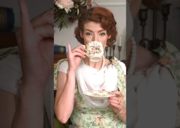 Downton Abbey gossip as 1930s tea #ad