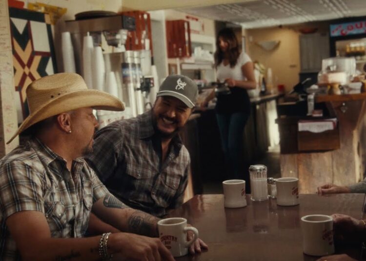 Shenandoah, Jason Aldean & Luke Bryan – Sunday in the South (Official Music Video)