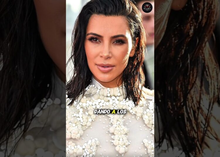 Kim, Britney & Khloé Go Viral With Cozy Selfie #celebrity #news #celebnews #shorts