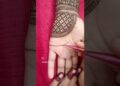 kaisi lagi aap sabko ye design ♥️#henna #mehndi #artist #yt #youtube #art #ytshorts #short #mehandi