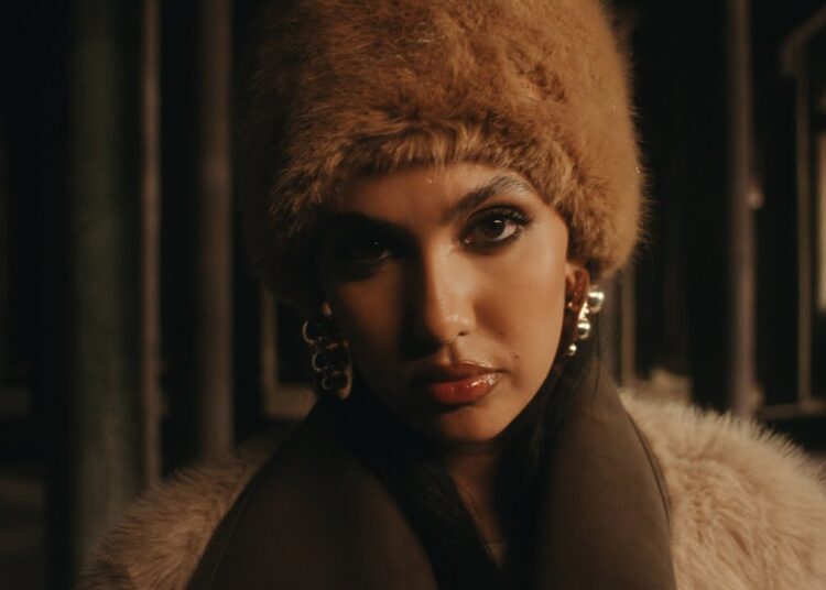 MANAL – CARTA ROUGE – (Official Music Video)