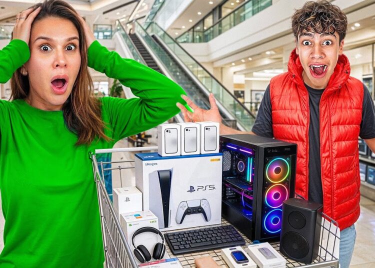 Kids Picked EVERYTHING in the Toy Store… Budget vs Unlimited! | The Royalty Family