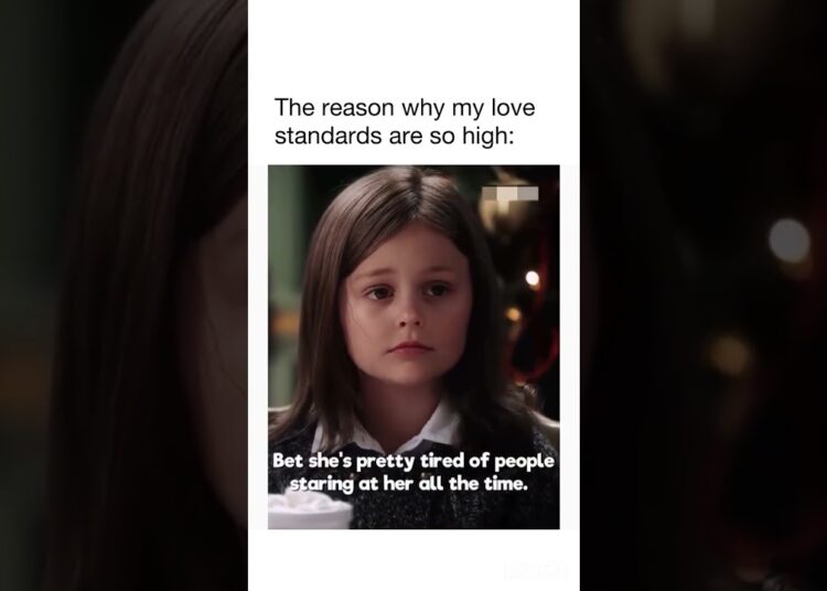 The little girl looks like Blair from gossip girl 😭❤️