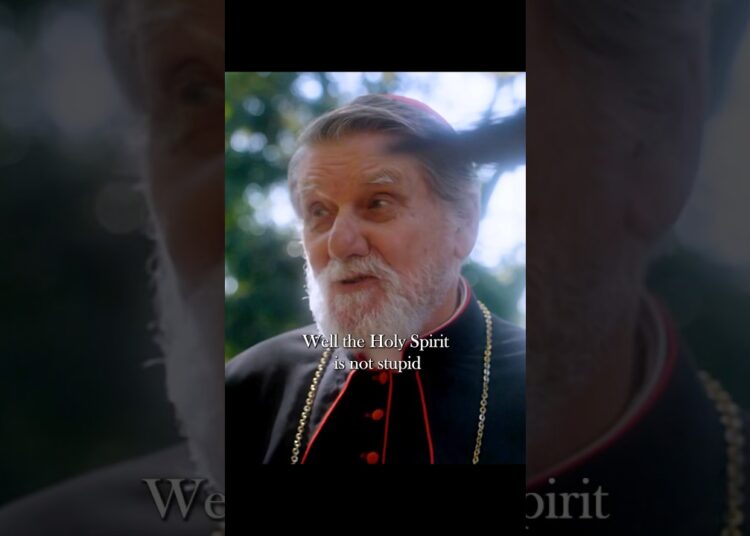 the young pope/“Gossiping in secret.” 🤫🐦✨ #shorts  #movie #drama
