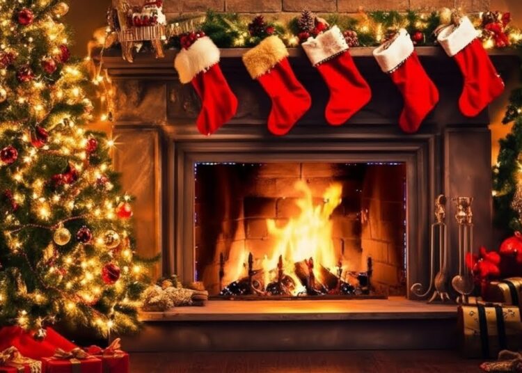 Frank Sinatra, Nat King Cole, Bings Crosby, Dean Martin 🎄 Oldies Christmas Songs with Fireplace #3